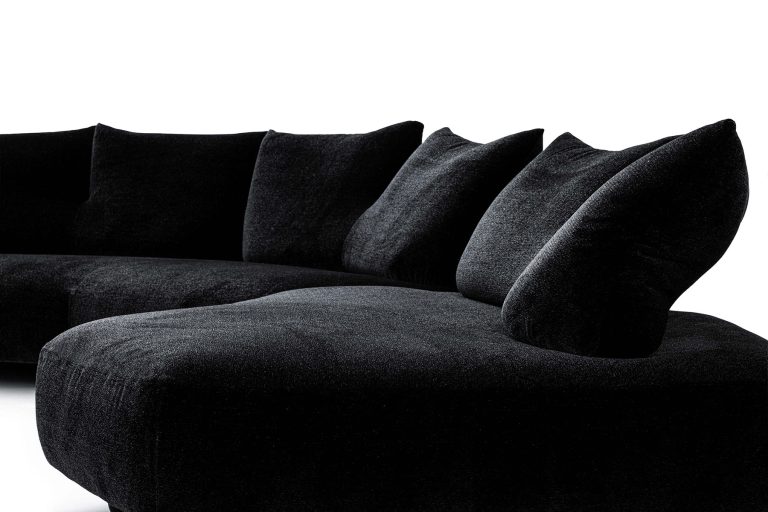 Read more about the article EDRA | ANYWHERE BY FRANCESCO BINFARÉ