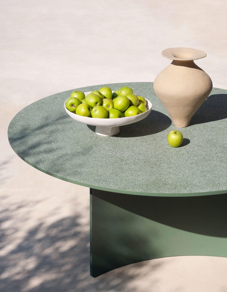 Read more about the article RODA: ASPIC table: material, form, harmony
