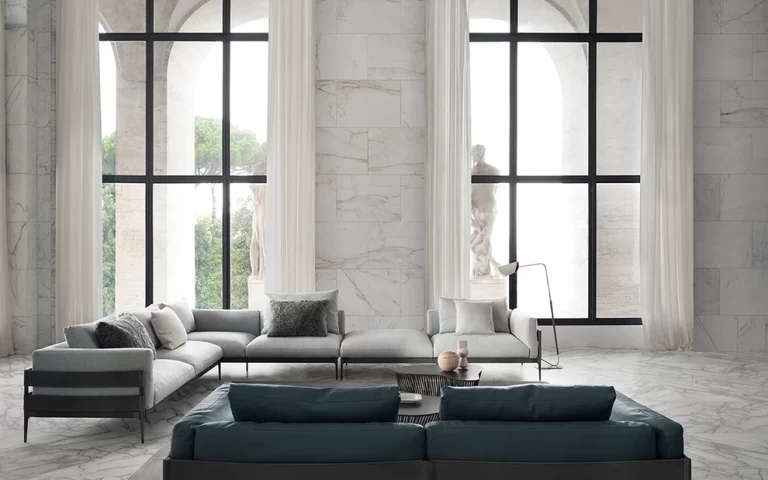 Read more about the article FENDI CASA | F-STRIPES SEATING SYSTEM